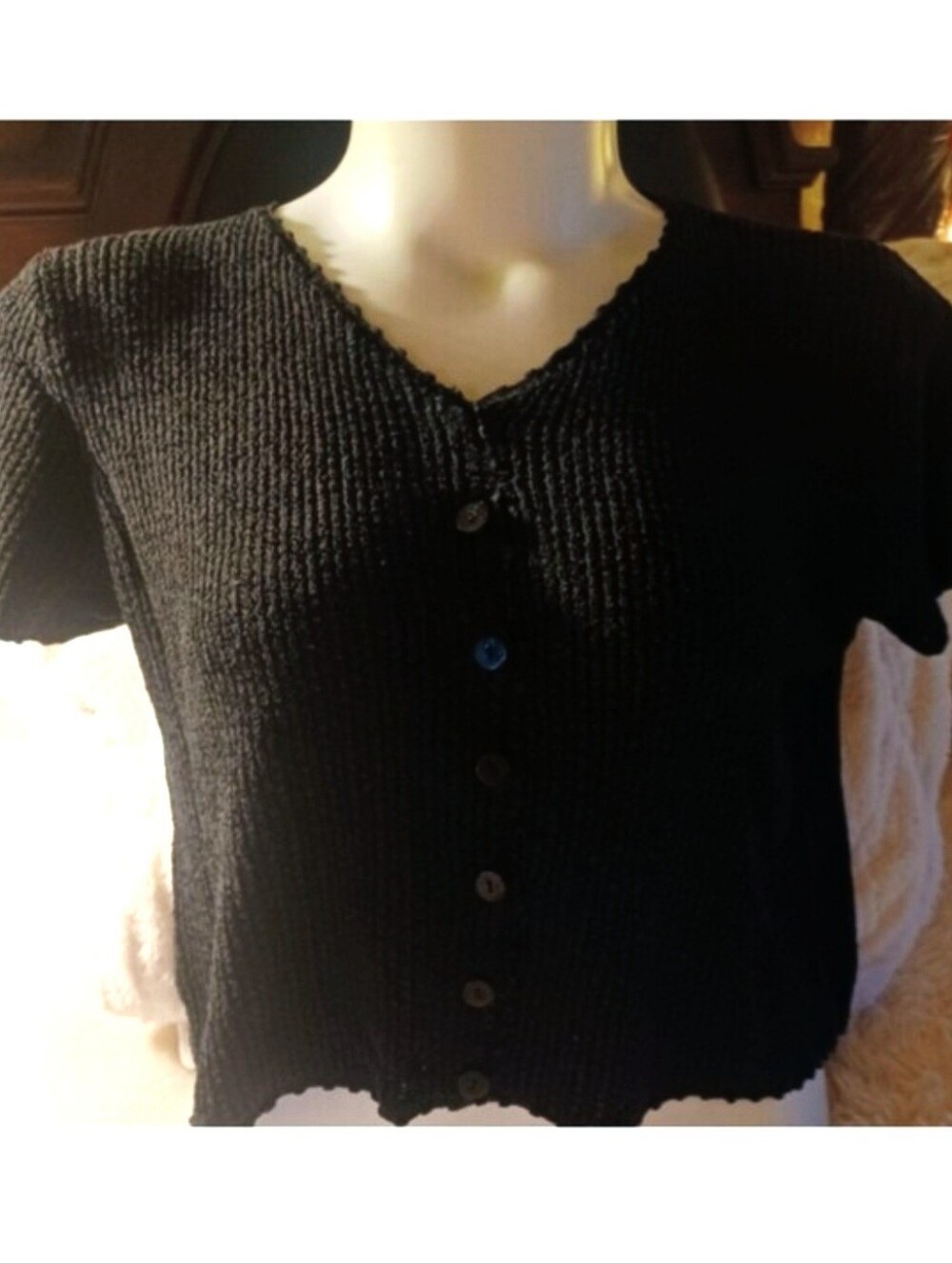 SAG HARBOR Black Short-Sleeve V-Neck Button Front Knit Stretchable Blouse